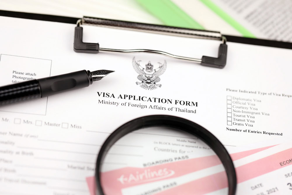 A Thailand visa application form applicants need to fill out in order to move to Thailand with family.